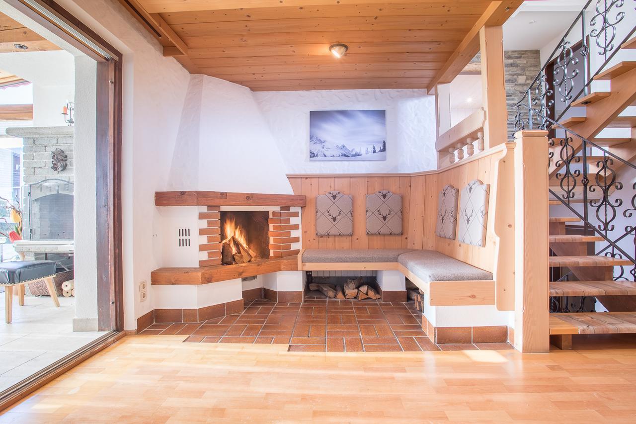 Chalet Holzerstubn Ehrwald Luaran gambar