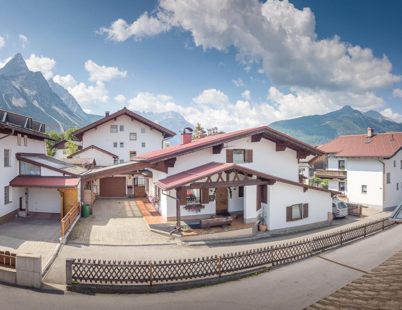 Chalet Holzerstubn Ehrwald Luaran gambar