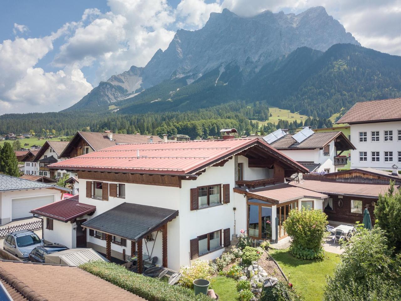 Chalet Holzerstubn Ehrwald Luaran gambar